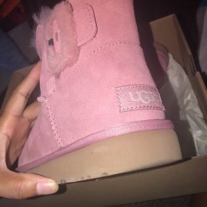 Brand new Uggs , womens size 7.